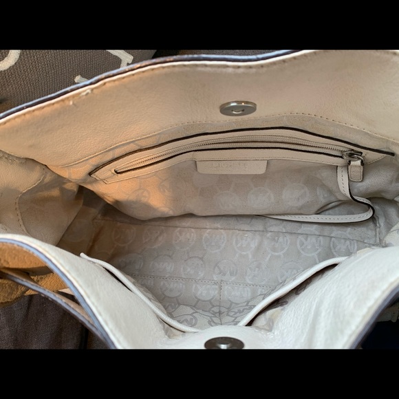 MK handbag - Picture 4 of 4